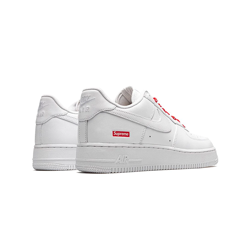 AF1 | 07 x Supreme White