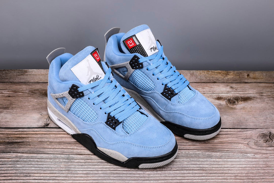 AJ 4 'University Blue'