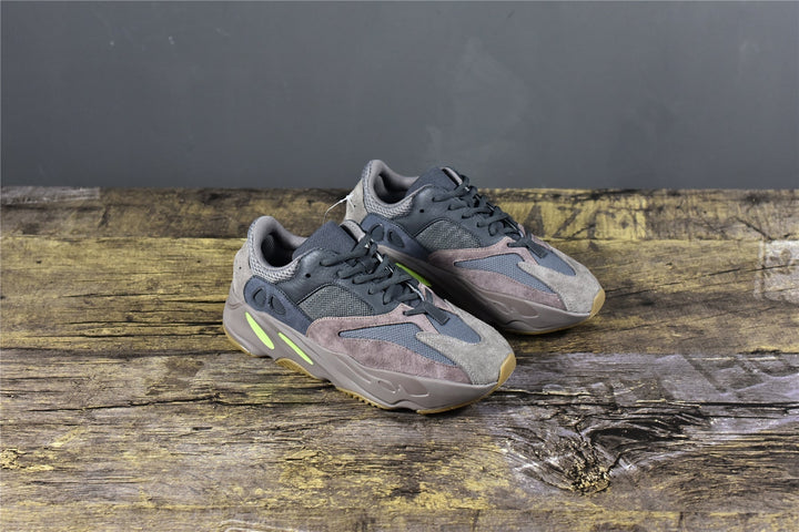 Yeezy Boost 700 'Mauve'